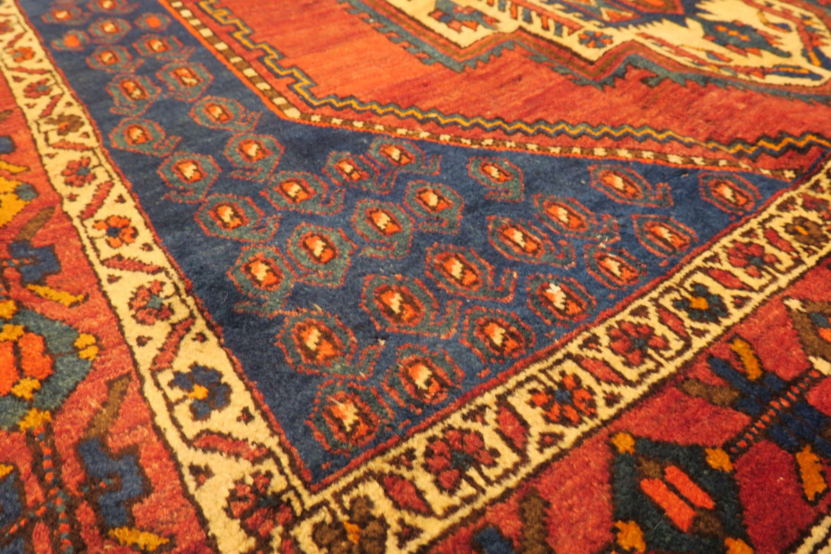 5' 2" x 6' 4" Persian Sirjan Rug
