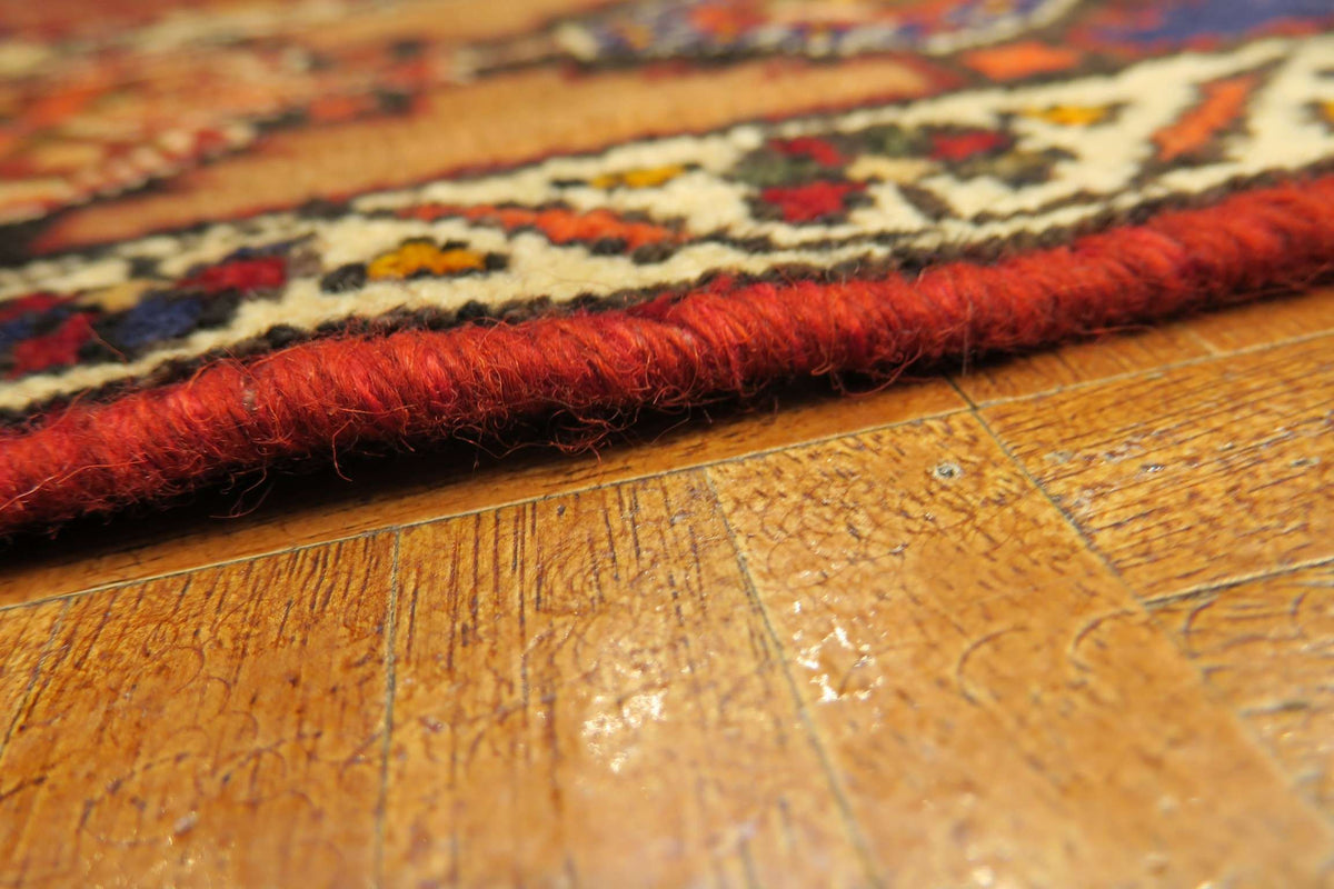 4' 10" x 6' 9" Persian Sirjan Rug