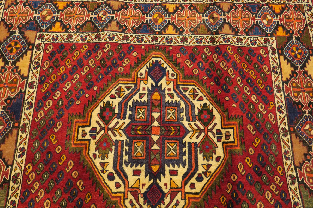 4' 10" x 6' 9" Persian Sirjan Rug