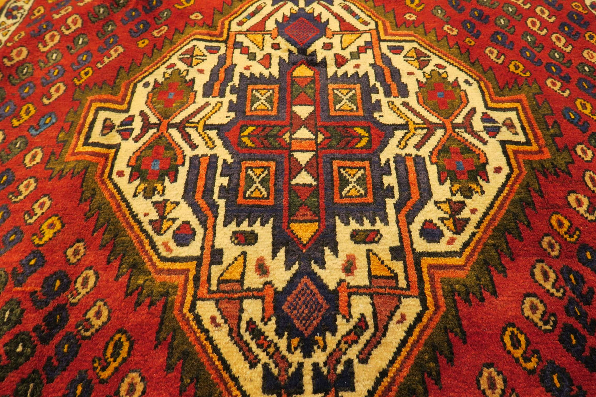 4' 10" x 6' 9" Persian Sirjan Rug