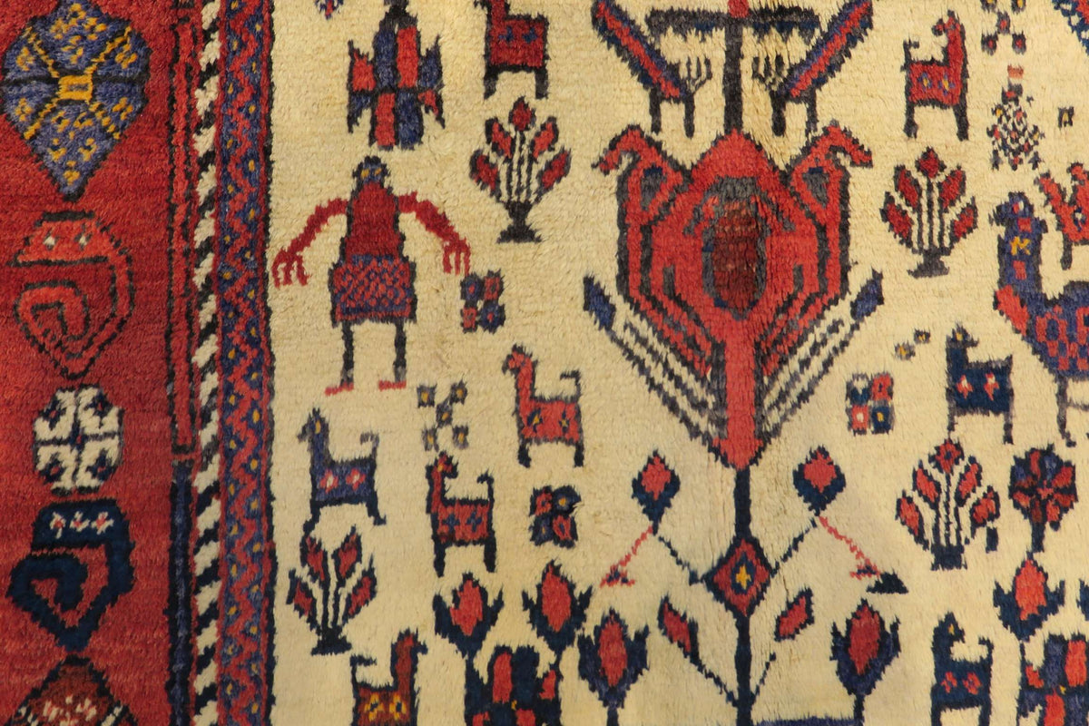 5' 1" x 6' 7" Persian Sirjan Rug