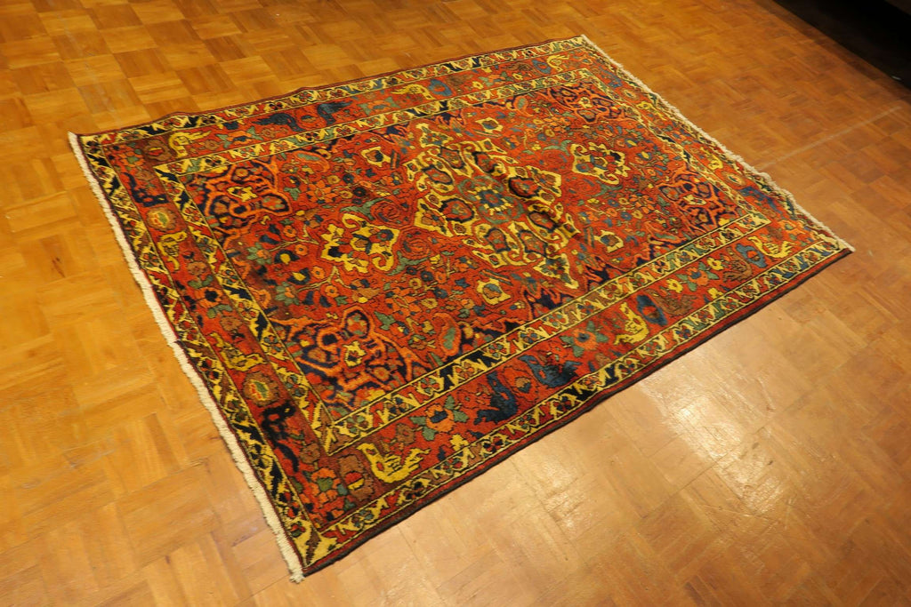 4' 8" x 6' 8" Persian Bakhtiari Rug