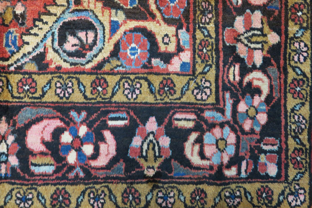 5' 3" x 7' 1" Persian Hamadan Rug