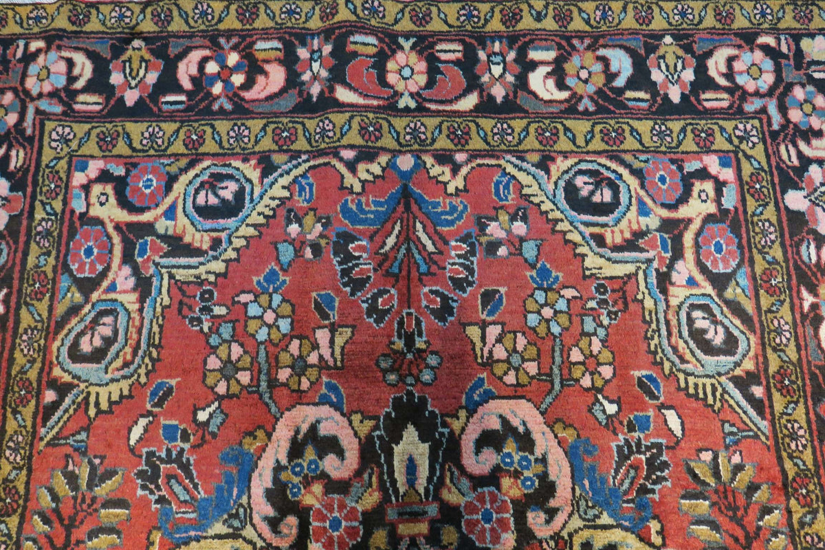 5' 3" x 7' 1" Persian Hamadan Rug