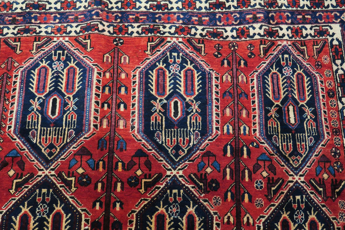 4' 9" x 6' 8" Persian Sirjan Rug
