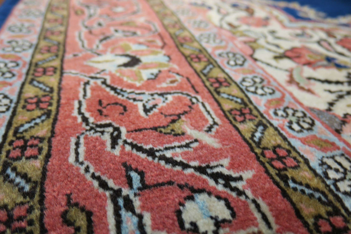 4' 3" x 6' 2" Persian Jozan Rug