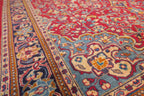 4' 5" x 6' 10" Persian Sarouk Rug