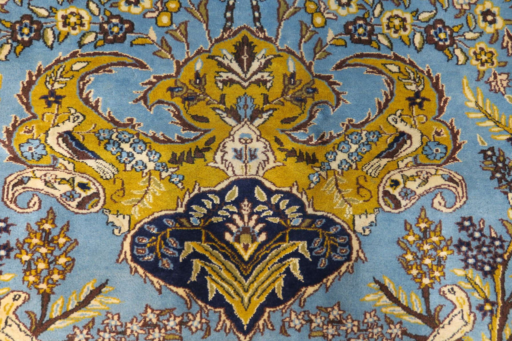 4' 9" x 6' 4" Persian Qoumsheh Rug