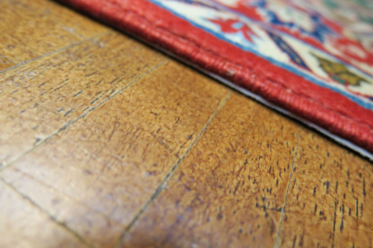 3' 4" x 5' 1" Vintage Najafabad Rug