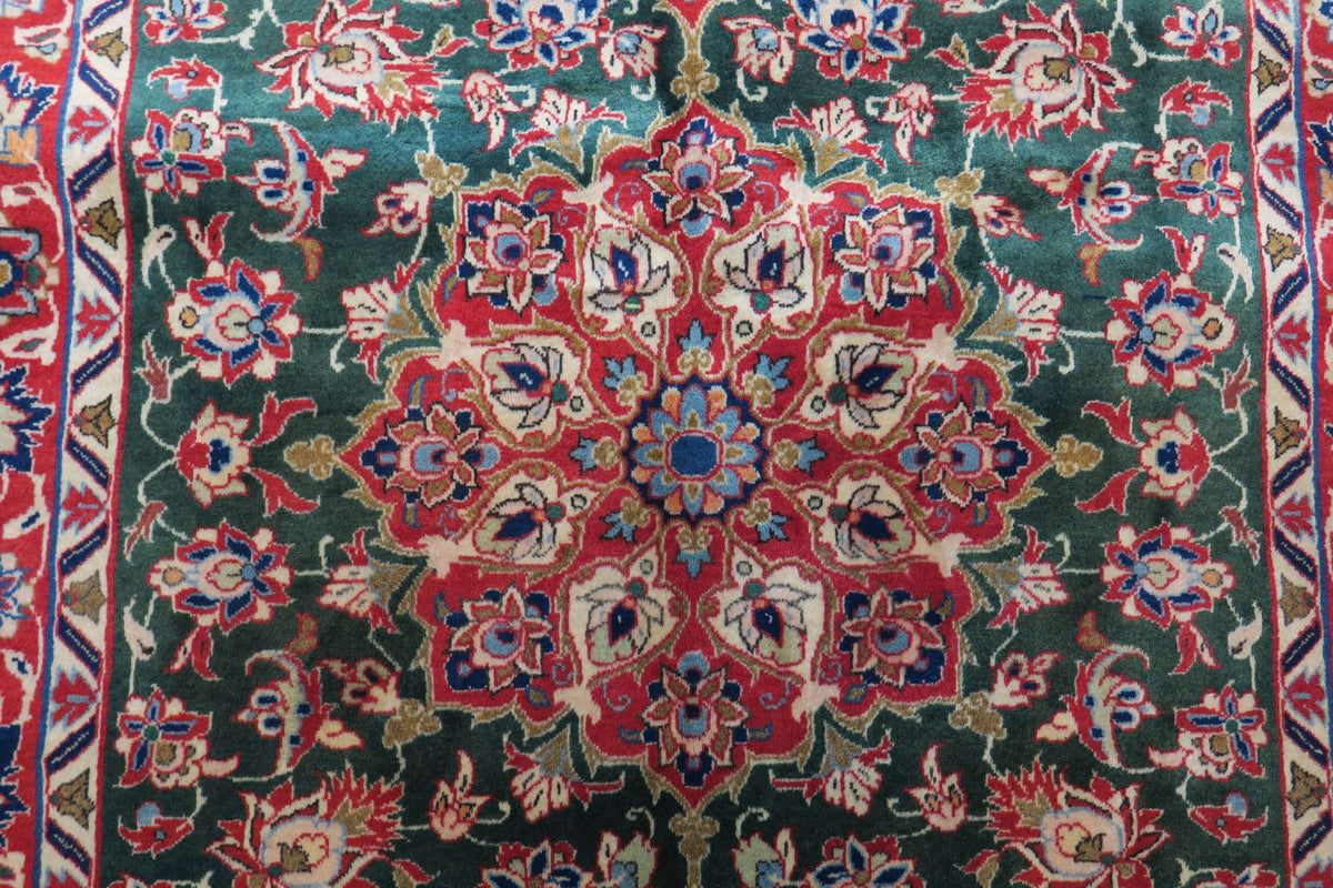 3' 4" x 5' 1" Vintage Najafabad Rug