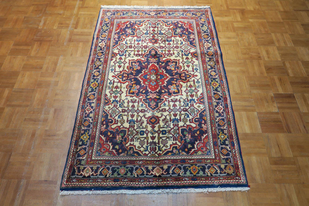 3' 4" x 5' 1" Persian Jozan Rug