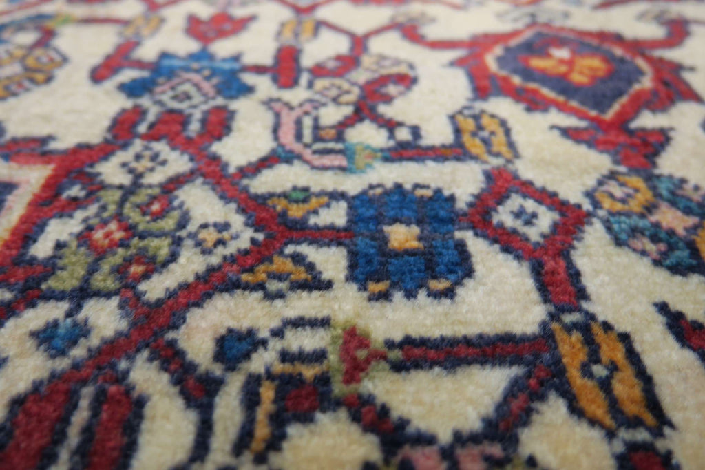 3' 4" x 5' 1" Persian Jozan Rug