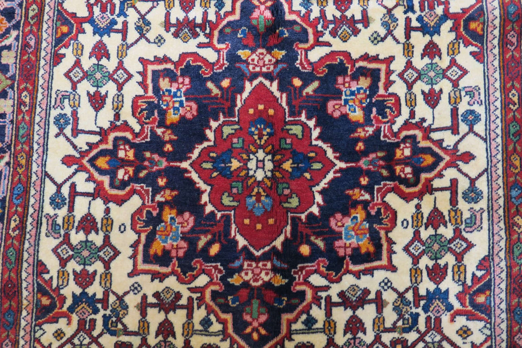 3' 4" x 5' 1" Persian Jozan Rug