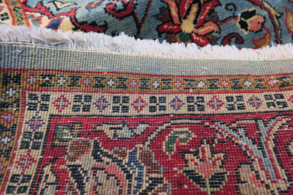 3' 5" x 5' 3" Persian Sarouk Rug