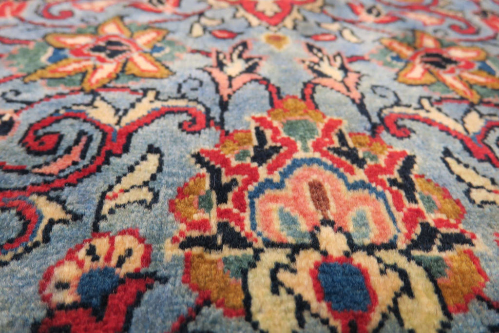 3' 5" x 5' 3" Persian Sarouk Rug