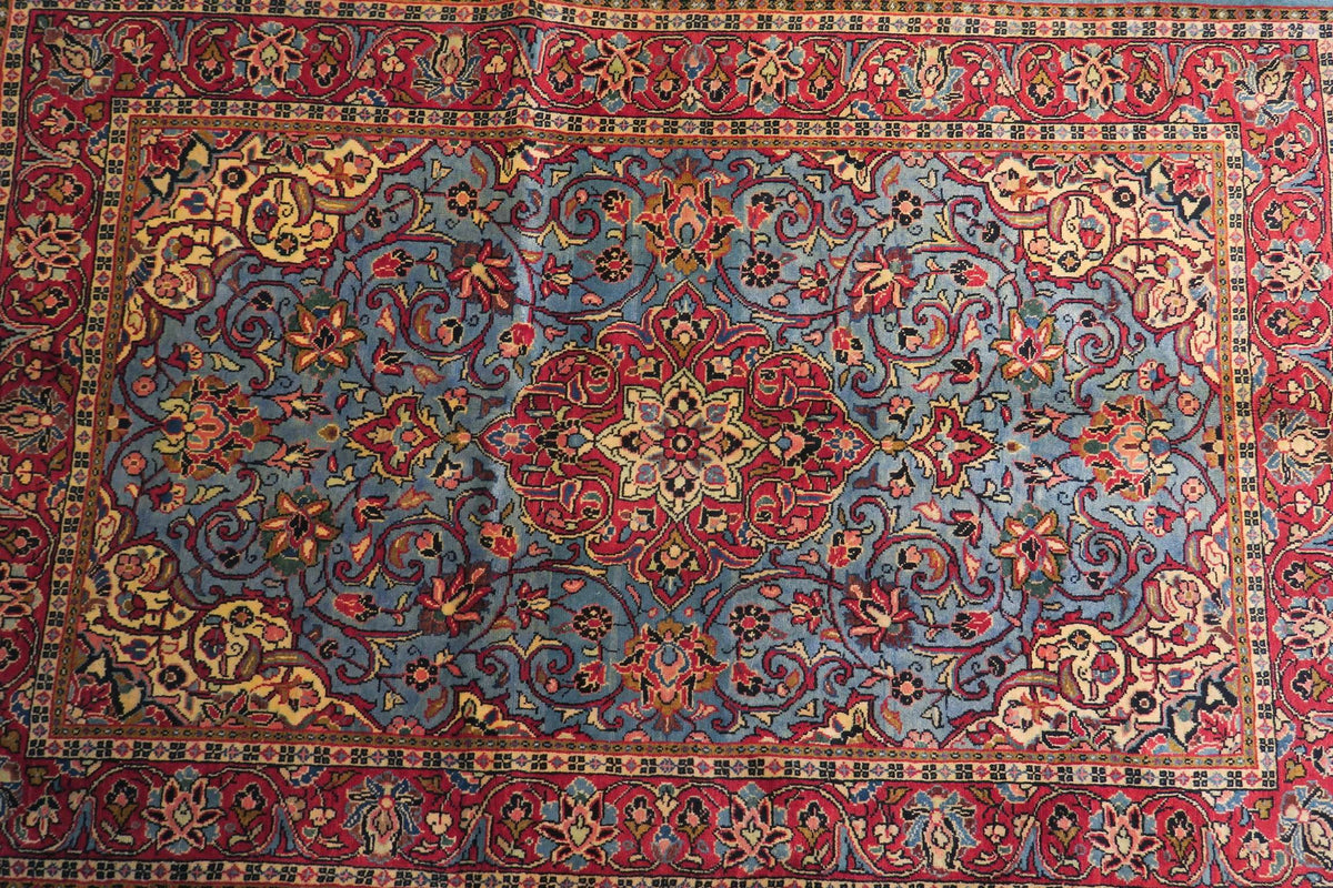 3' 5" x 5' 3" Persian Sarouk Rug