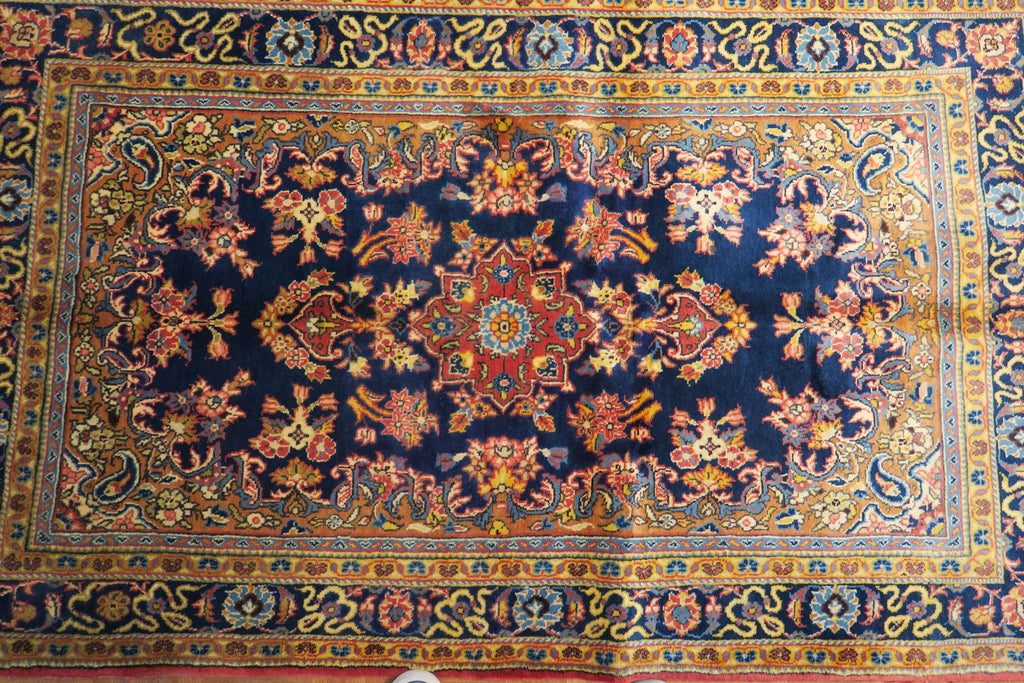 3' 4" x 5' 6" Persian Qoumsheh Rug