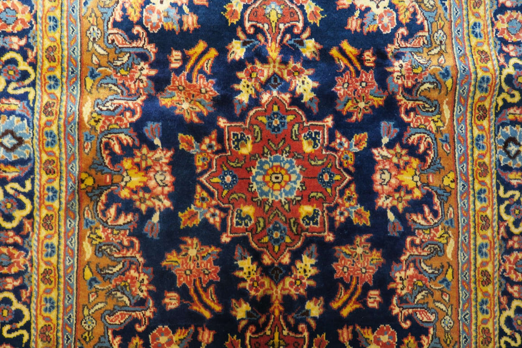 3' 4" x 5' 6" Persian Qoumsheh Rug