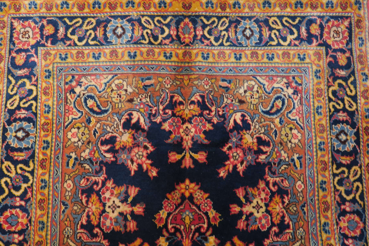3' 4" x 5' 6" Persian Qoumsheh Rug