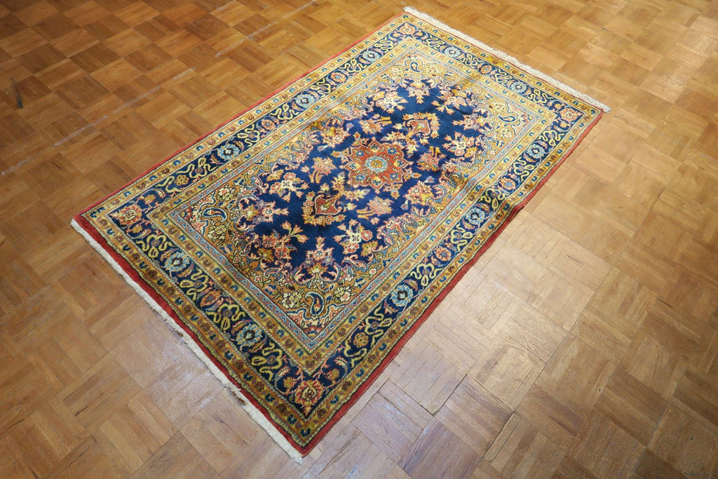 3' 4" x 5' 6" Persian Qoumsheh Rug