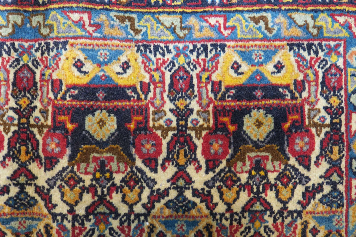 3' 1" x 4' 9" Persian Abadeh Rug