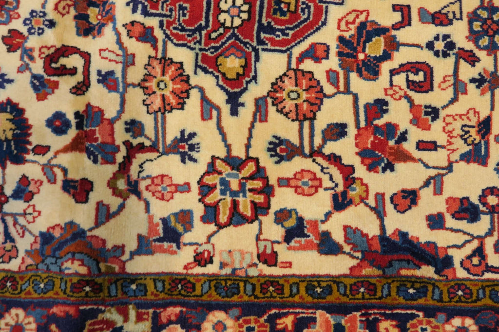3' 5" x 5' 3" Persian Sarouk Rug