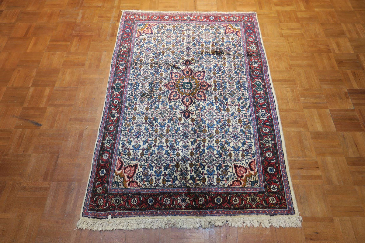 3' 4" x 4' 9" Persian Zanjan Rug