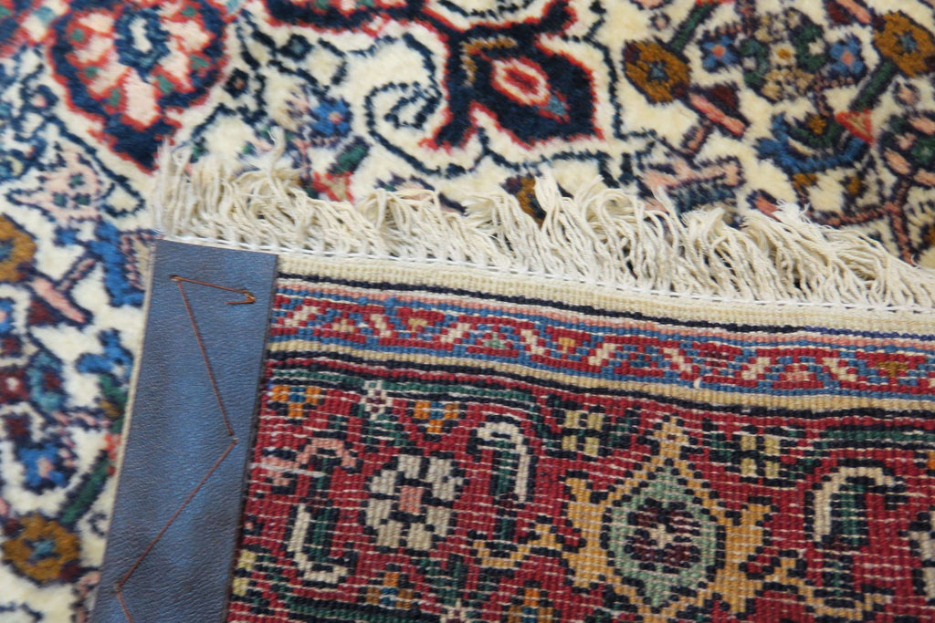 3' 4" x 4' 9" Persian Zanjan Rug