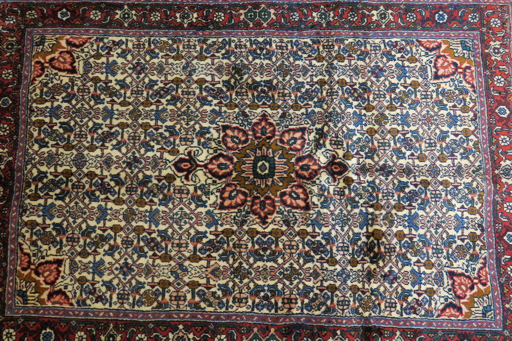 3' 4" x 4' 9" Persian Zanjan Rug