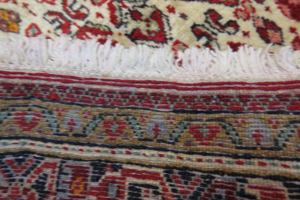 3' 7" x 5' 1" Persian Jozan Rug