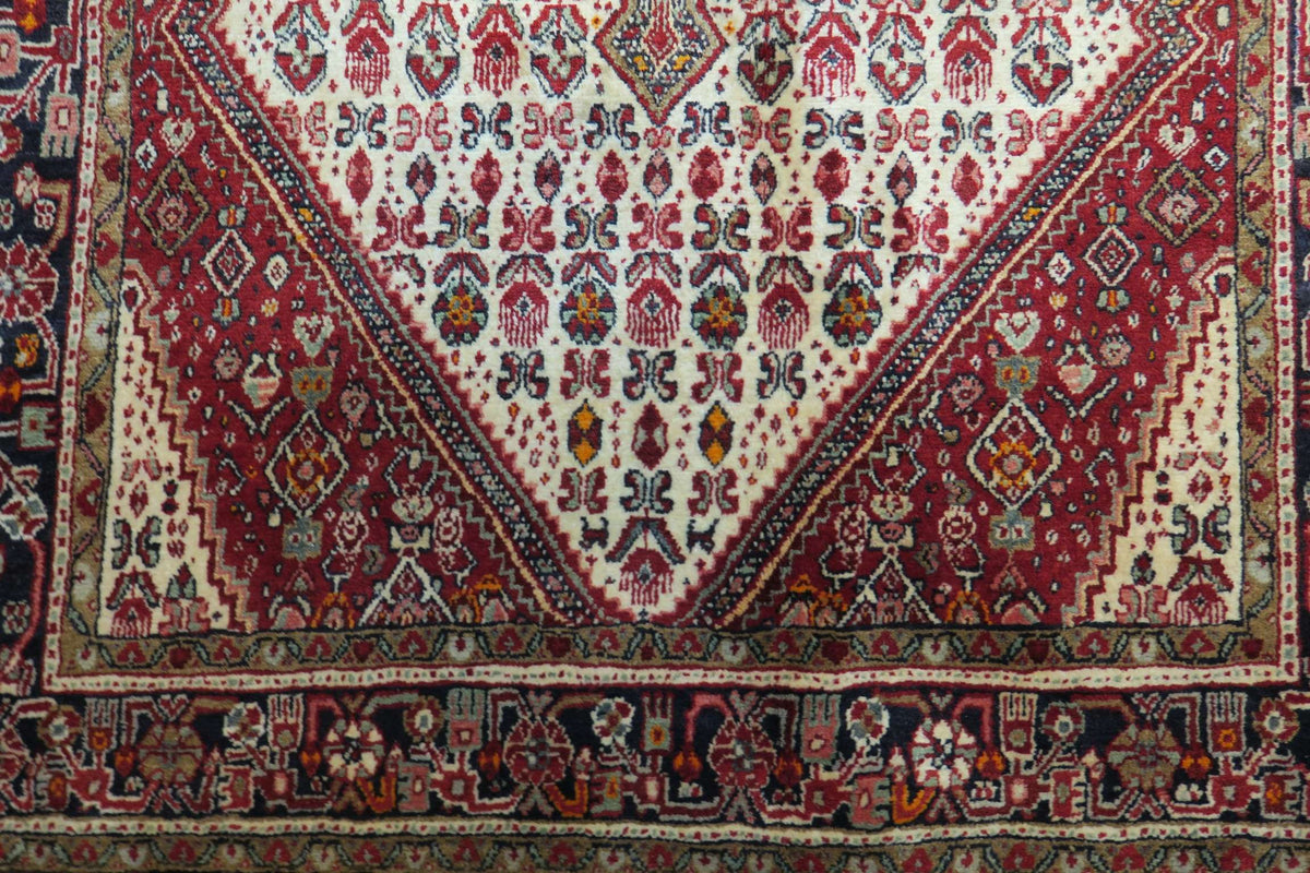 3' 7" x 5' 1" Persian Jozan Rug
