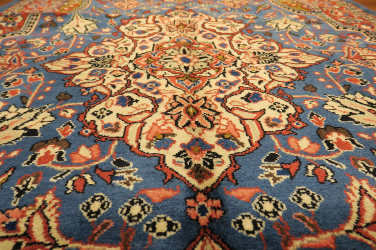 3' 5" x 5' 1" Persian Sarouk Rug