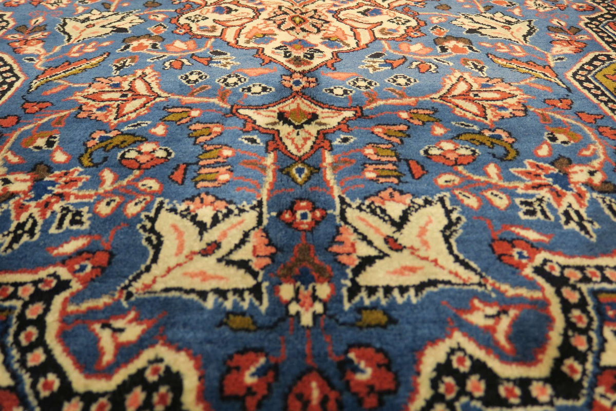 3' 5" x 5' 1" Persian Sarouk Rug