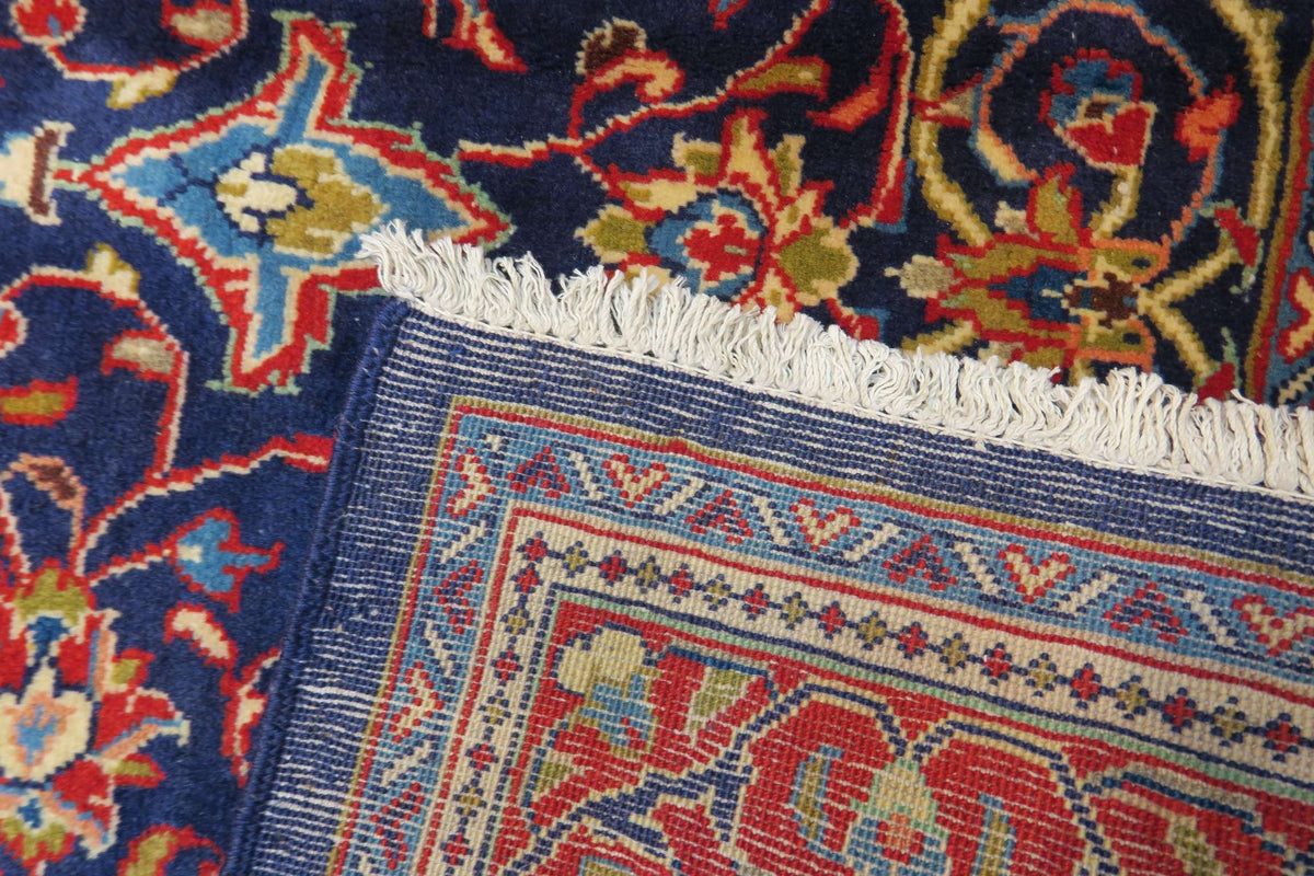 3' 5" x 5' 3" Persian Sarouk Rug