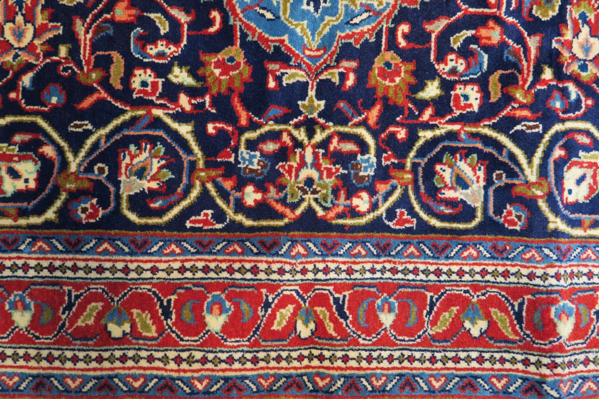 3' 5" x 5' 3" Persian Sarouk Rug