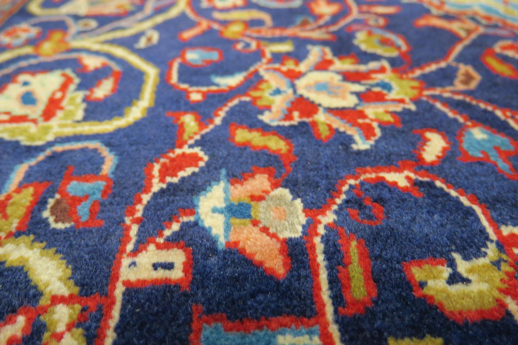 3' 5" x 5' 3" Persian Sarouk Rug