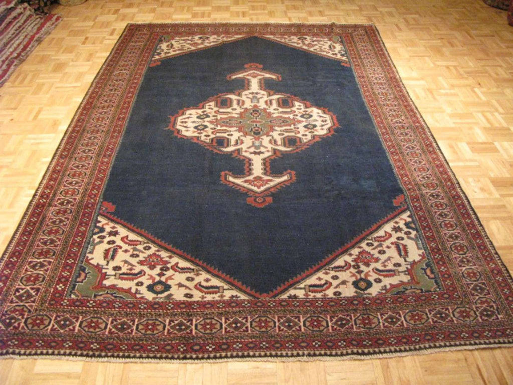 6' 5" x 9' 8" Persian Ardabil Rug image 1