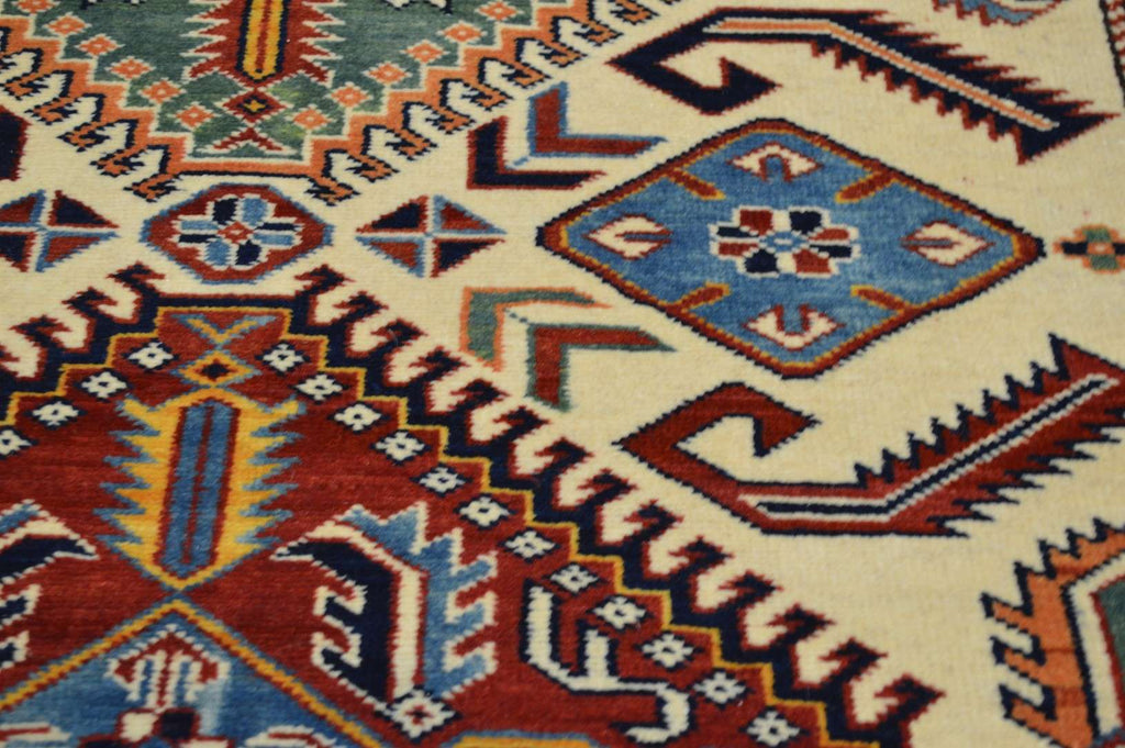 4' 3" x 5' 8" Pakistan Shirvan Rug image 2