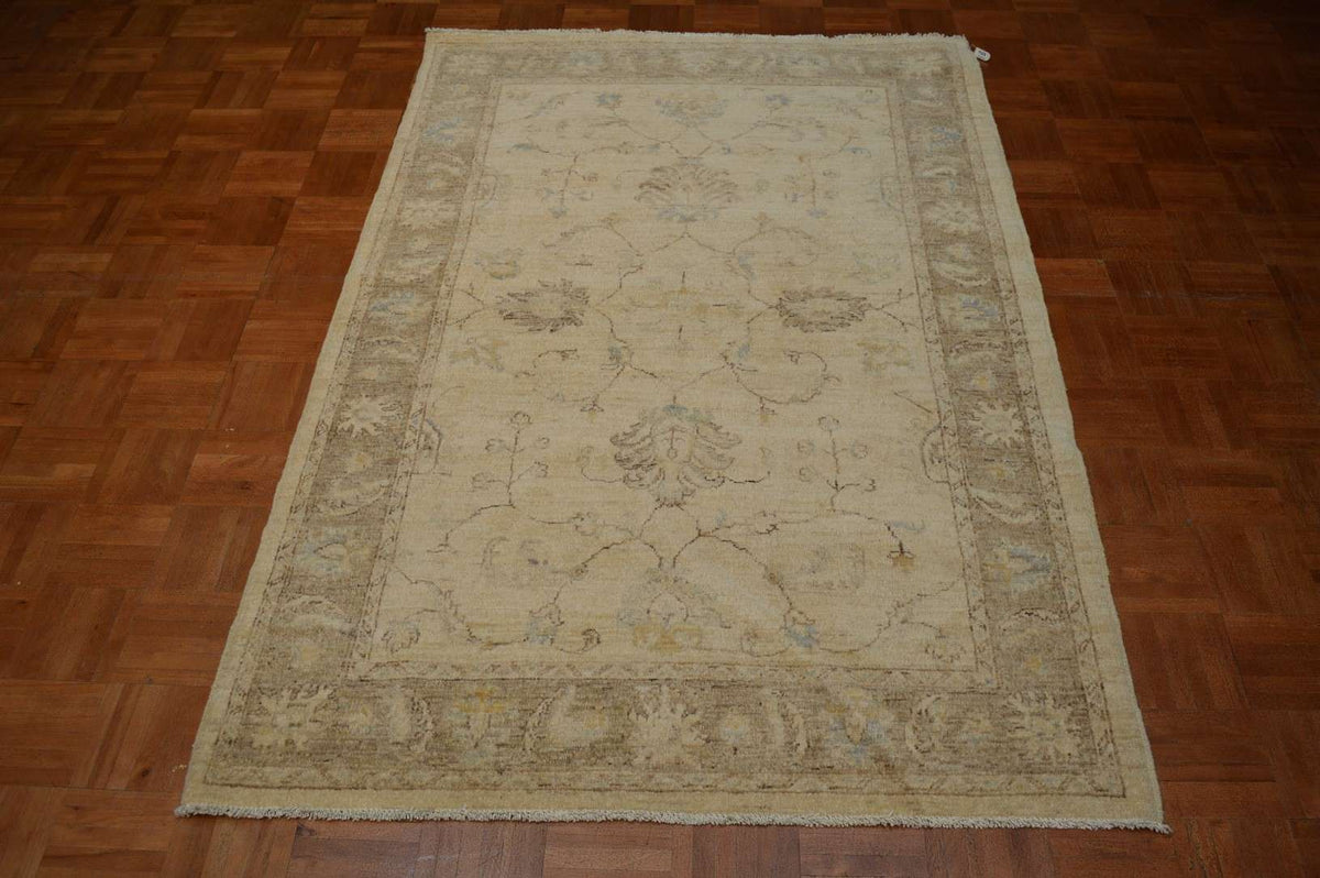 4' 0" x 6' 0" Pakistan Peshawar Rug image 1