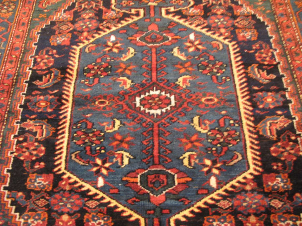 4' 3" x 6' 2" Persian Zanjan Rug image 4