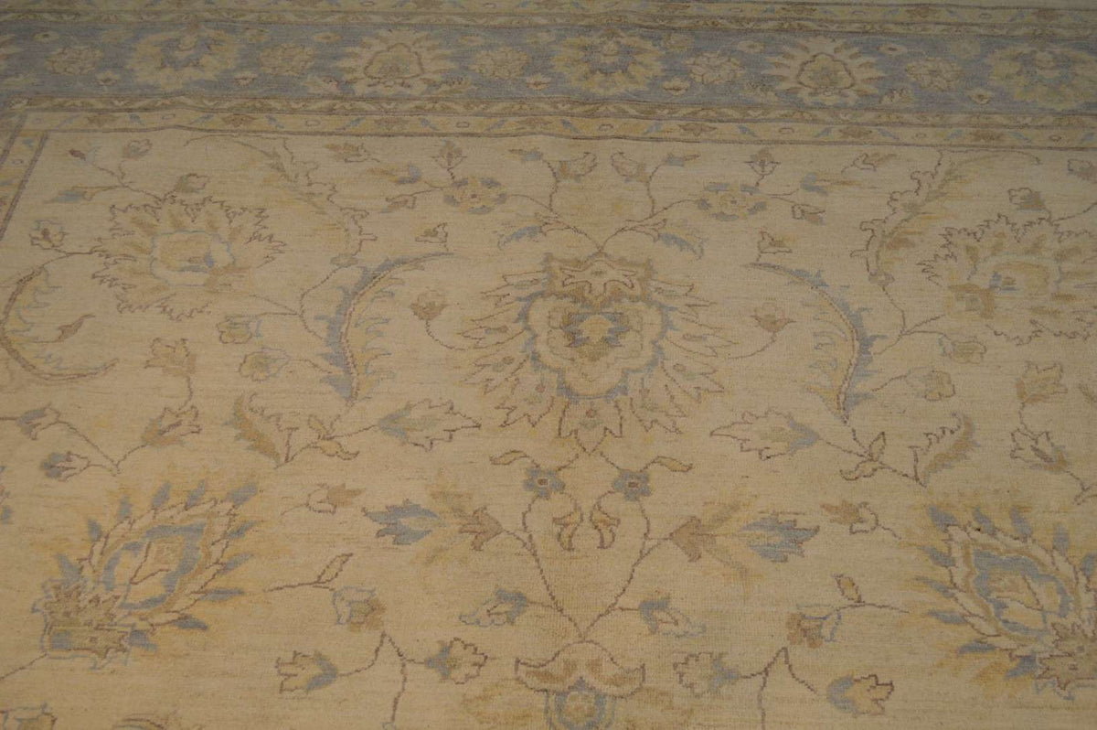 8' 9" x 11' 10" Pakistan Peshawar Rug image 2