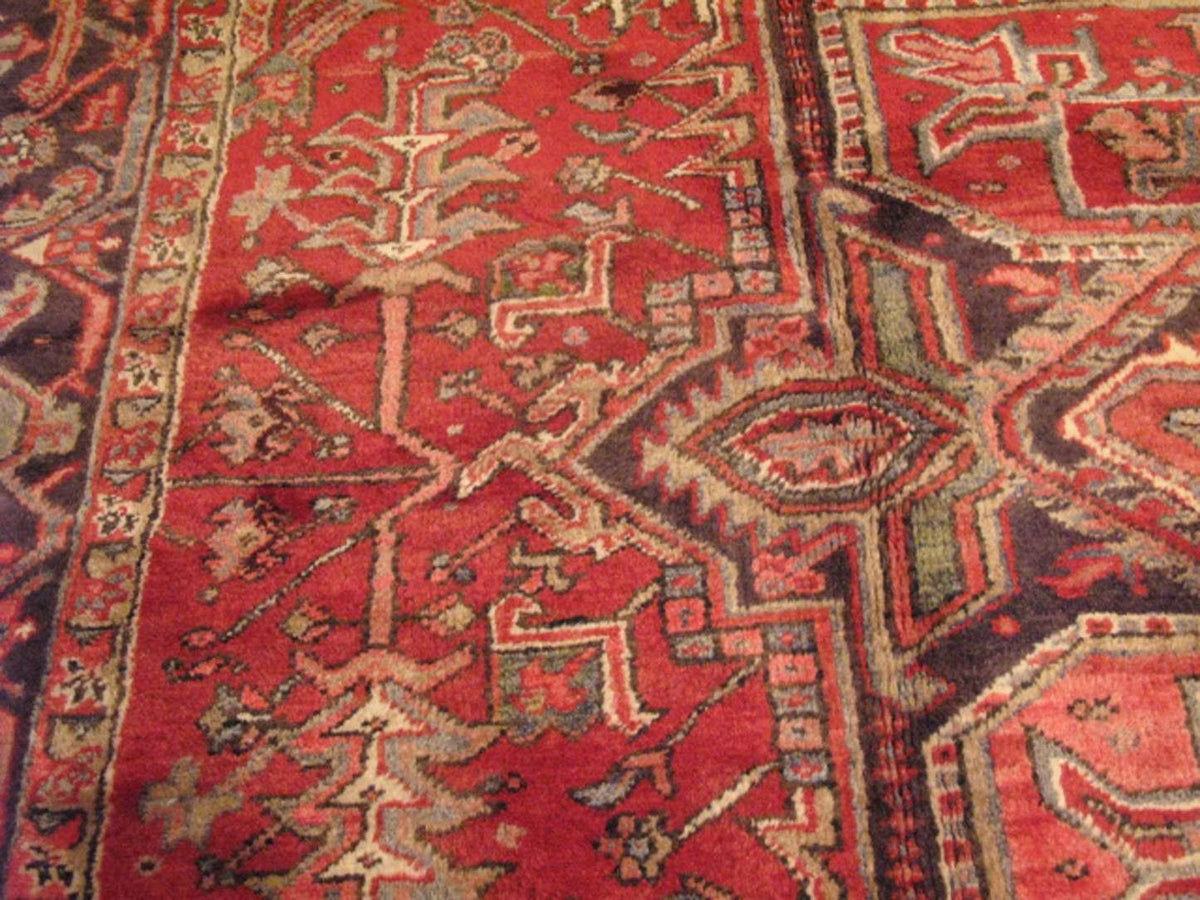 9' 3" x 11' 6" Persian Heriz Rug image 4