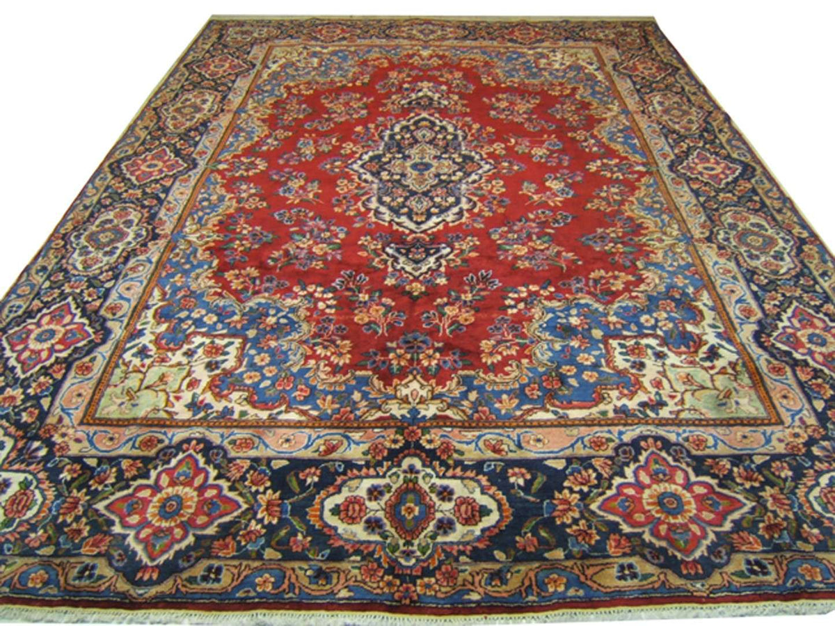 9' 1" x 13' 7" Persian Lavar Rug image 1