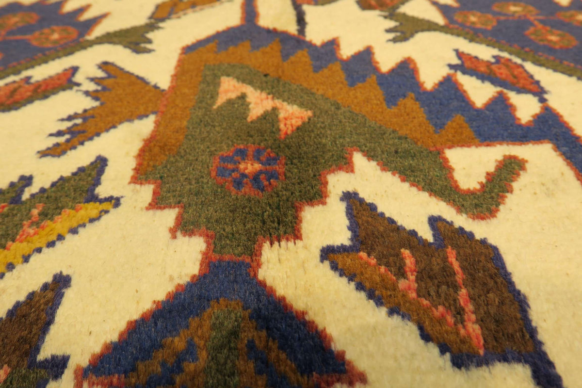 3' 3" x 4' 9" Persian Hamadan Rug image 0