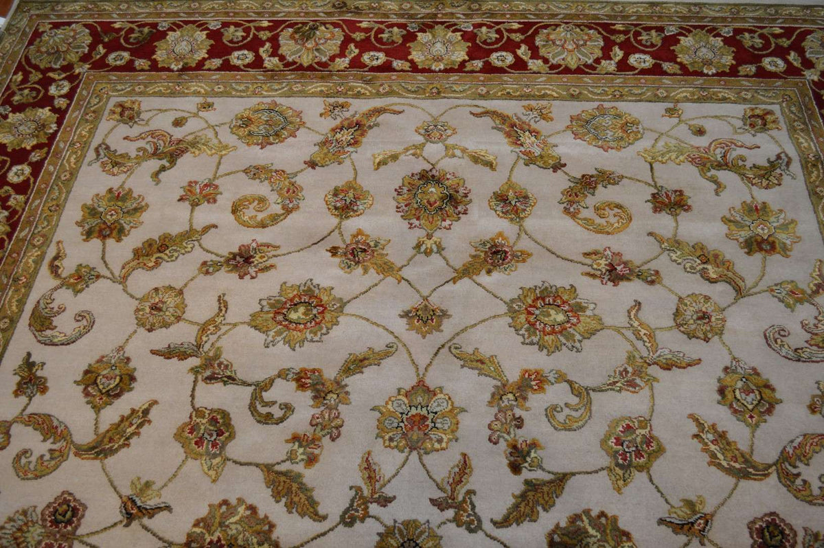 8' 3" x 10' 2" India Jaipur Rug image 4