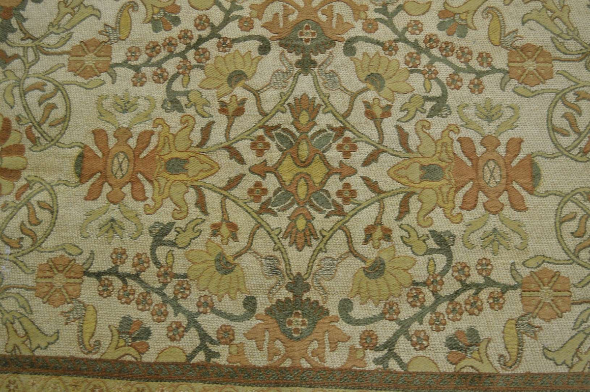 4' 9" x 7' 8" India Contemporary Rug image 9