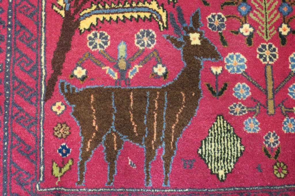 2' 9" x 1' 8" Persian Baluch Rug image 5