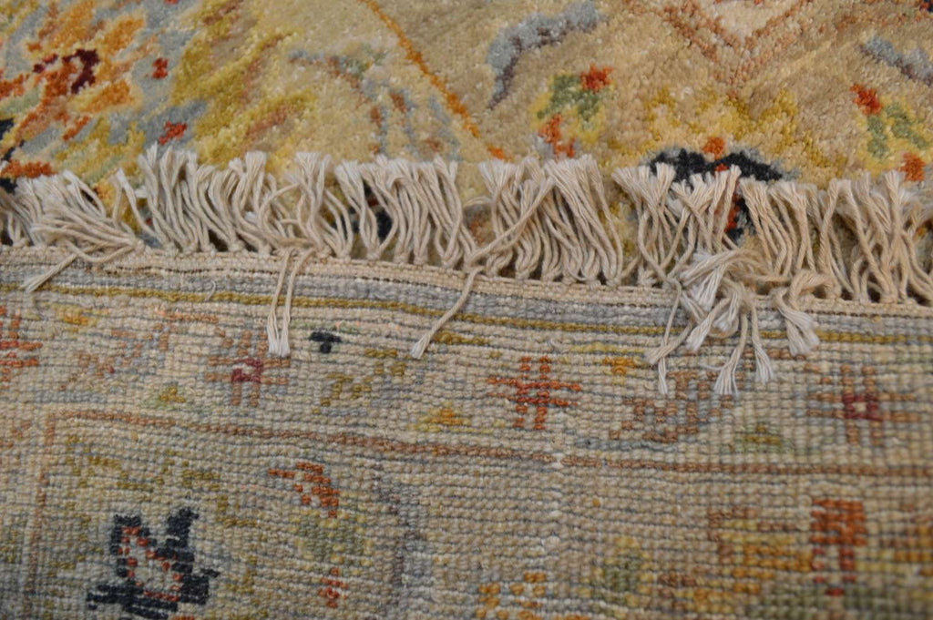 9' 8" x 10' 0" India Sultanabad Square Rug image 12