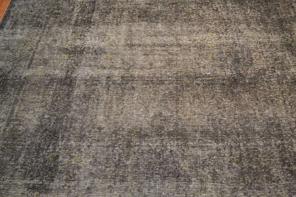 8' 0" x 10' 8" Pakistan Vintage Rug image 2