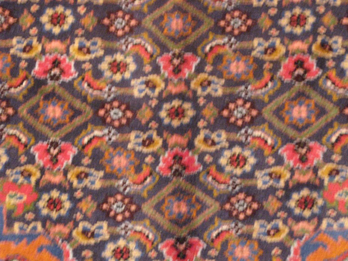 3' 5" x 9' 8" Persian Ardabil Runner image 12